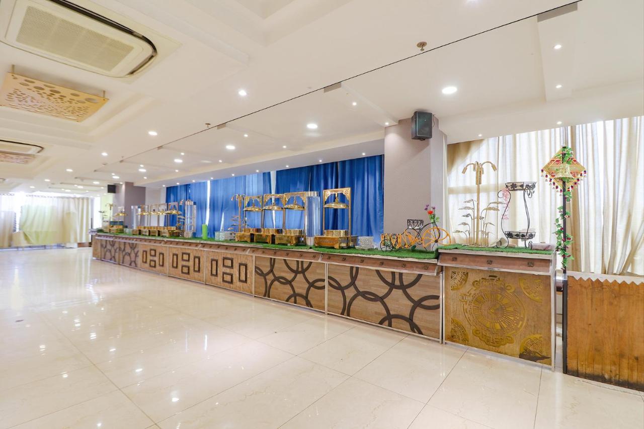 Fabhotel Aamantran & Banquet Halls - Nr Rtc X Roads Metro Station Haydarabad Dış mekan fotoğraf